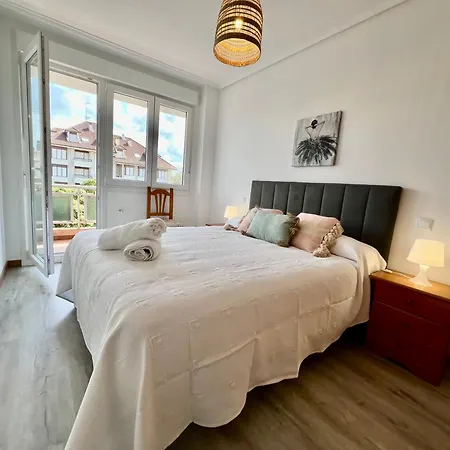 Stylish Host ,fabuloso Piso A 100m De La Playa Del Ris Noja