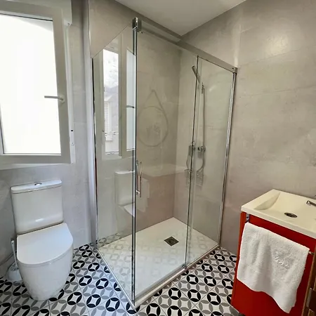 Daire Stylish Host ,fabuloso Piso A 100m De La Playa Del Ris *