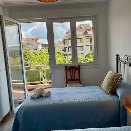 Daire Stylish Host ,fabuloso Piso A 100m De La Playa Del Ris Noja