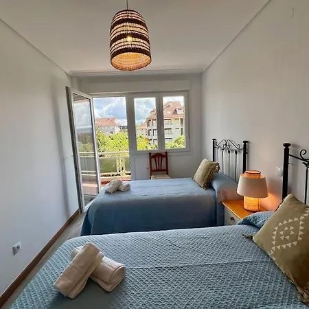 Daire Stylish Host ,fabuloso Piso A 100m De La Playa Del Ris