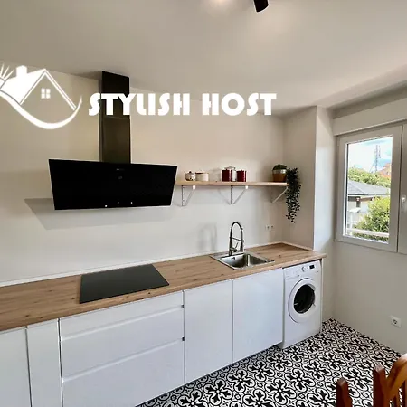 Daire Stylish Host ,fabuloso Piso A 100m De La Playa Del Ris *