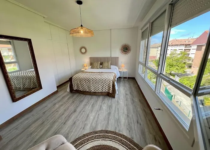 Stylish Host ,fabuloso Piso A 100m De La Playa Del Ris Noja