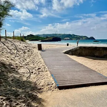 Stylish Host ,fabuloso Piso A 100m De La Playa Del Ris נוחה