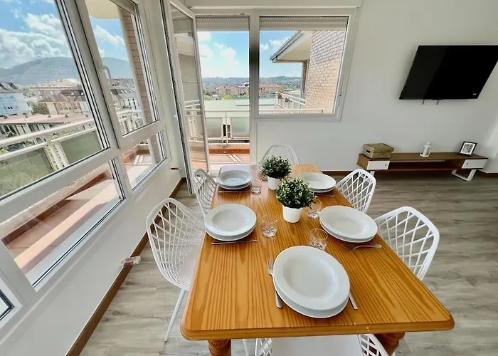 Stylish Host ,fabuloso Piso A 100m De La Playa Del Ris * Noja