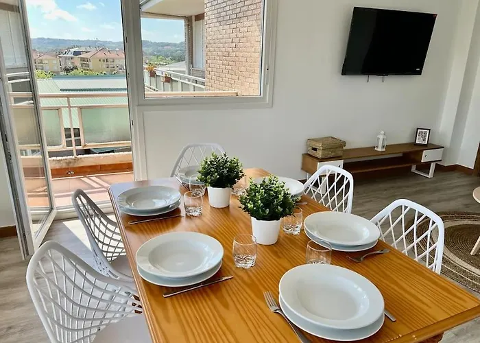 Stylish Host ,fabuloso Piso A 100m De La Playa Del Ris Noja